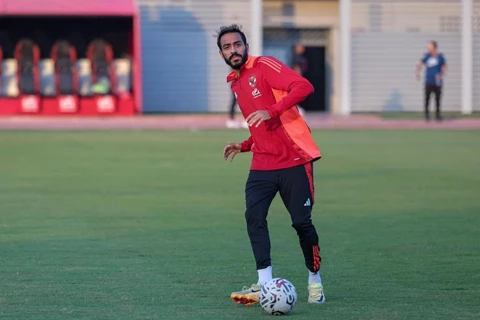 "تجاوز في حق كولر ورمضان".. مصدر يكشف ليلا كورة سبب عقوبة الأهلي على كهربا